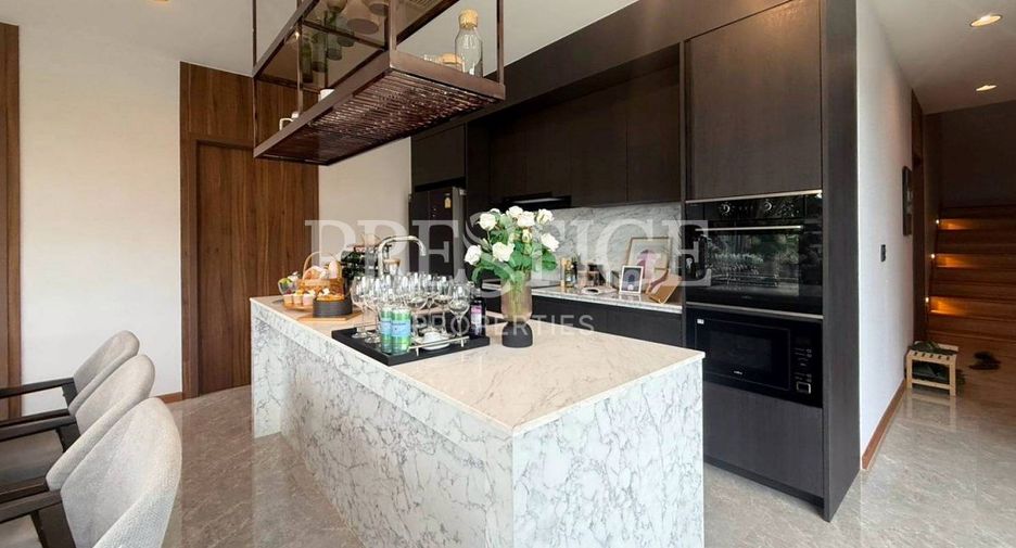 For sale 4 bedrooms house in Bang Lamung, Chonburi