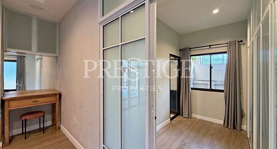 For rent 3 bedrooms house in Bang Lamung, Chonburi