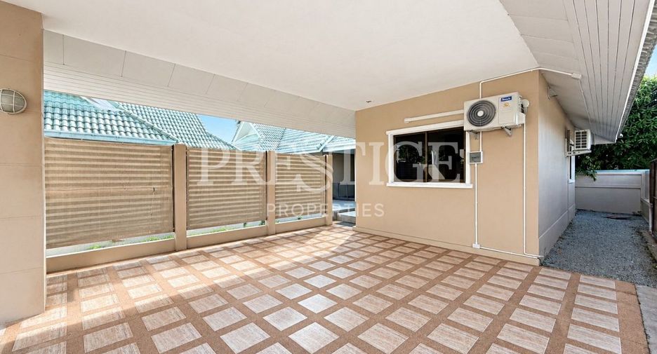 For rent 3 bedrooms house in Bang Lamung, Chonburi