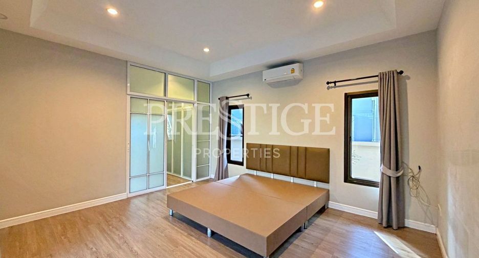 For rent 3 bedrooms house in Bang Lamung, Chonburi