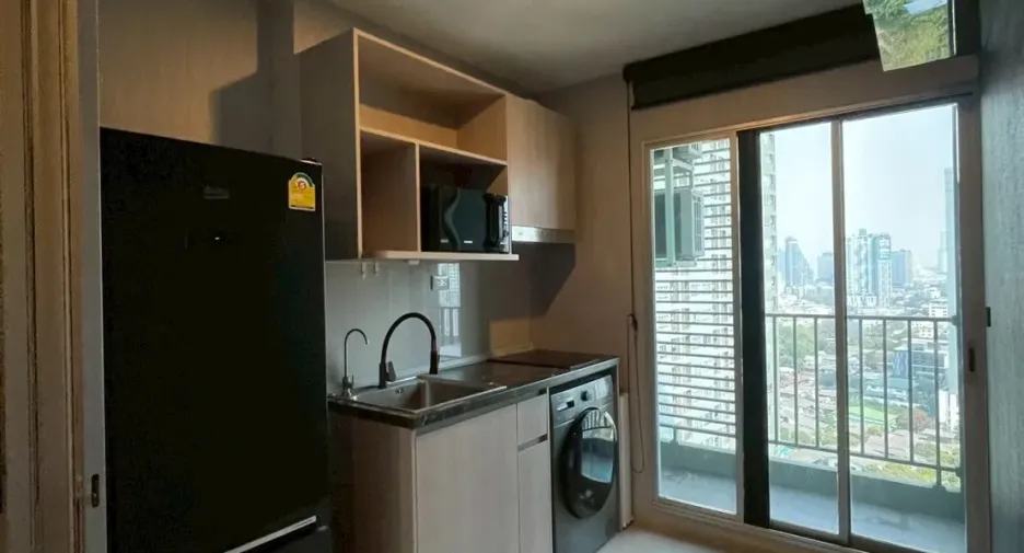 À vendre 1 chambre condo à Chom Thong, Bangkok
