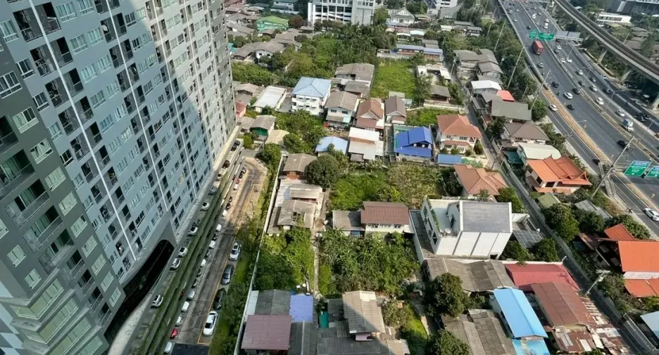 À vendre 1 chambre condo à Chom Thong, Bangkok