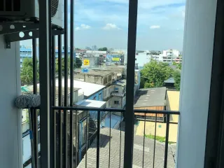 À vendre studio condo à Chom Thong, Bangkok
