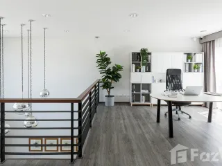 Casa adosada en venta y en alquiler de 3 habitaciones en Sai Mai, Bangkok