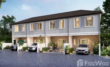 Casa adosada en alquiler de 3 habitaciones en Bang Phli, Samut Prakan