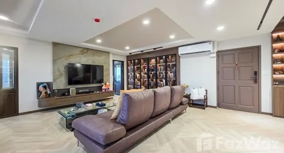 For sale 2 bedrooms condo in Bang Rak, Bangkok