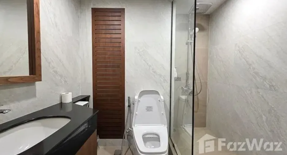For sale 2 bedrooms condo in Bang Rak, Bangkok