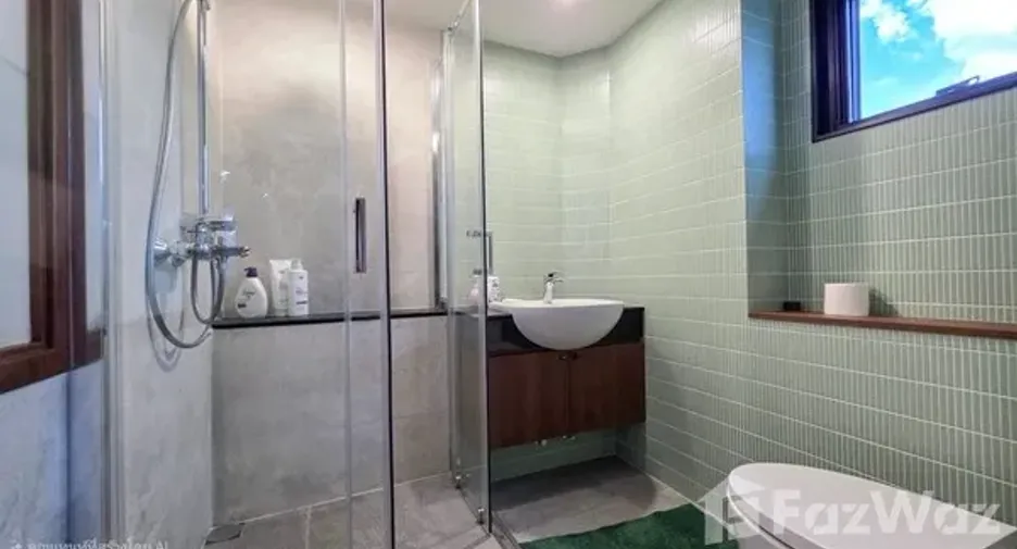 For sale 2 bedrooms condo in Bang Rak, Bangkok