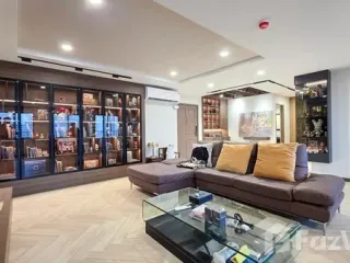 For sale 2 bedrooms condo in Bang Rak, Bangkok
