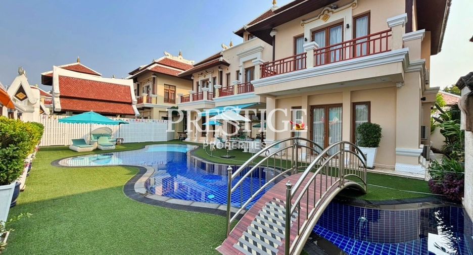 For sale 4 bedrooms house in Na Jomtien, Pattaya