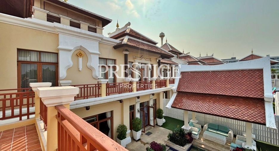 For sale 4 bedrooms house in Na Jomtien, Pattaya