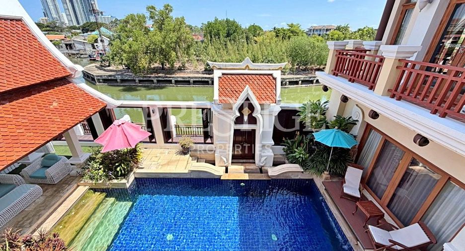 For sale 4 bedrooms house in Na Jomtien, Pattaya