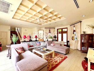 For sale 4 bedrooms house in Na Jomtien, Pattaya