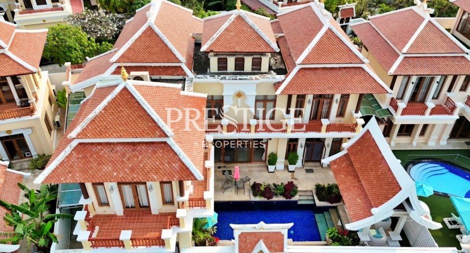 For sale 4 bedrooms house in Na Jomtien, Pattaya
