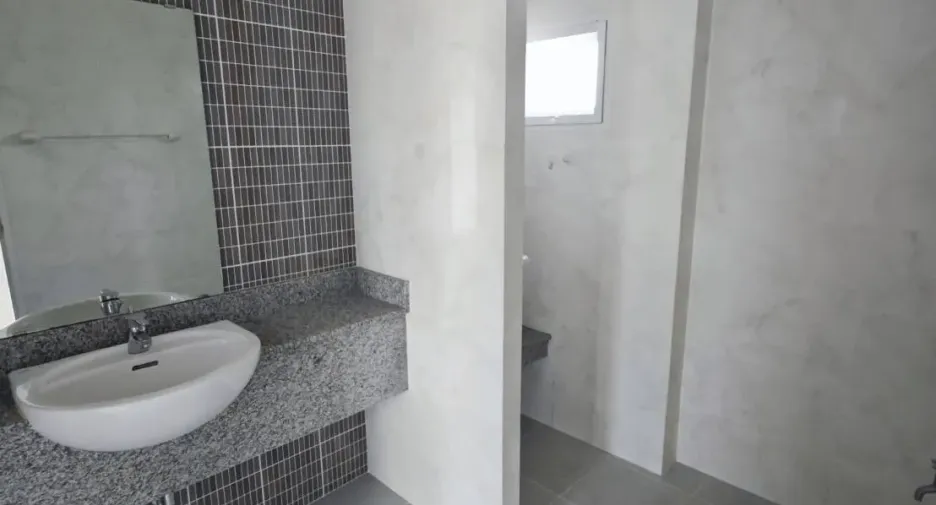 Haus zum Kauf mit 3 Zimmer in Hang Dong, Chiang Mai