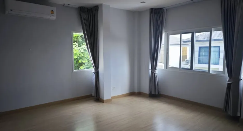 Haus zum Kauf mit 3 Zimmer in Hang Dong, Chiang Mai