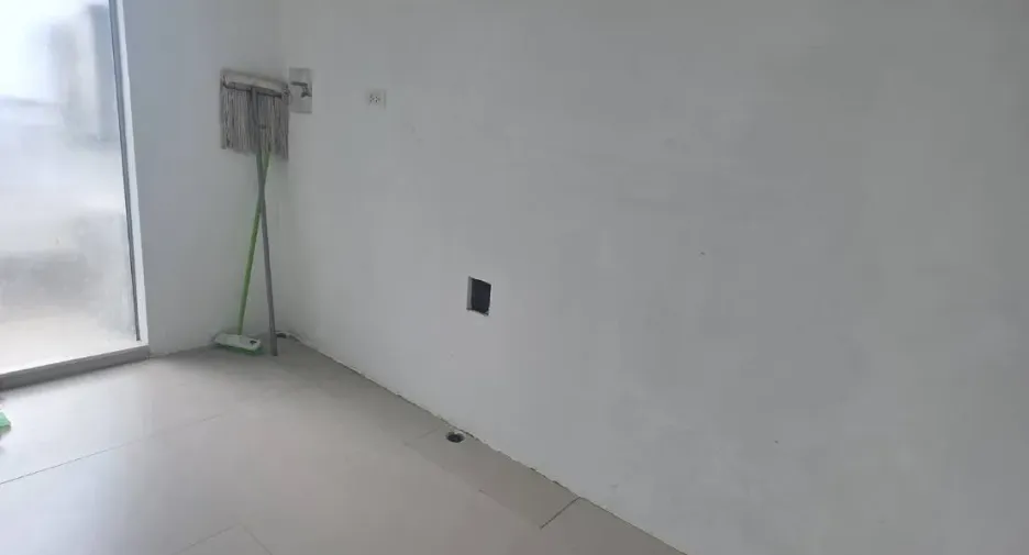 出售 2 卧室 公寓 在 Si Racha, Chon Buri