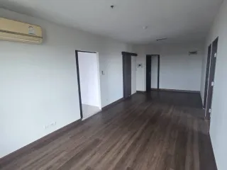 出售 2 卧室 公寓 在 Si Racha, Chon Buri