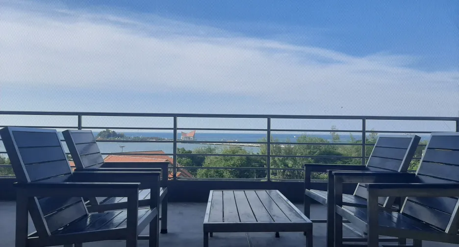 出售 2 卧室 公寓 在 Si Racha, Chon Buri
