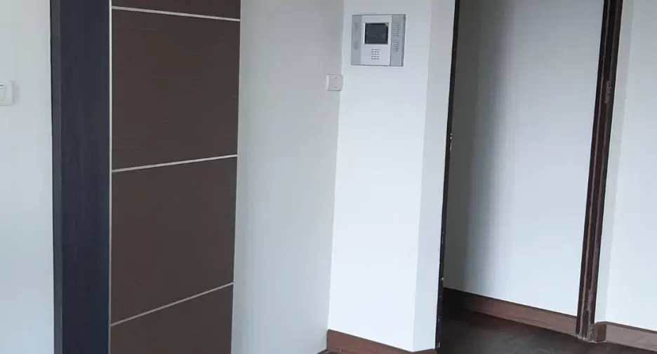 出售 2 卧室 公寓 在 Si Racha, Chon Buri