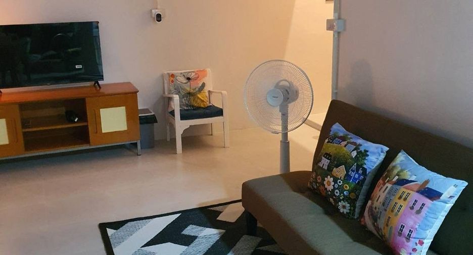 À louer 2 chambres maison à Bang Kho Laem, Bangkok