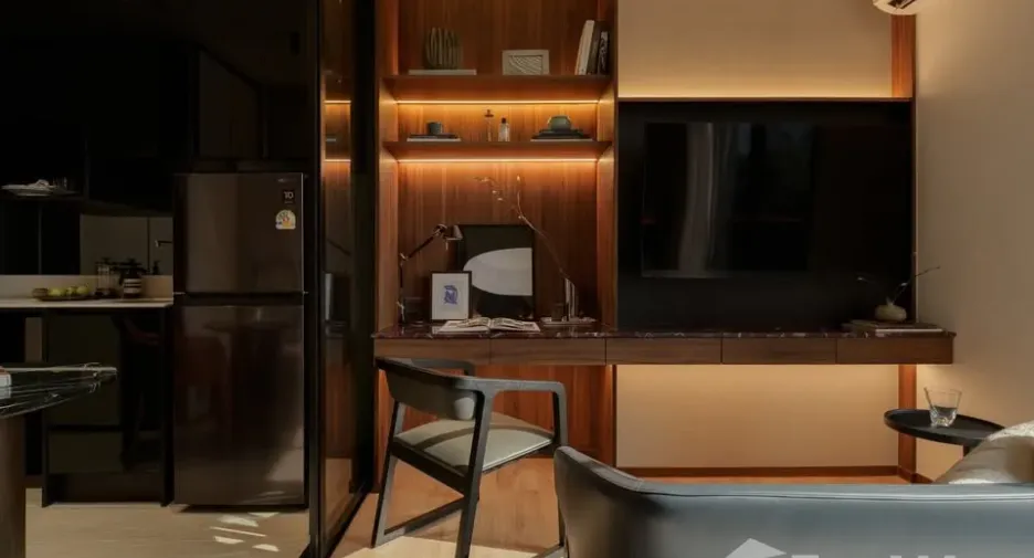 For rent 1 bed condo in Phaya Thai, Bangkok
