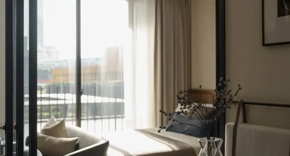 For rent 1 bed condo in Phaya Thai, Bangkok