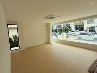 For sale and for rent office in Wang Thonglang, Bangkok