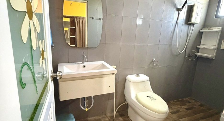 For sale 4 bedrooms villa in Cha Am, Phetchaburi