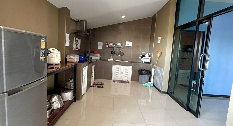 For sale 4 bedrooms villa in Cha Am, Phetchaburi