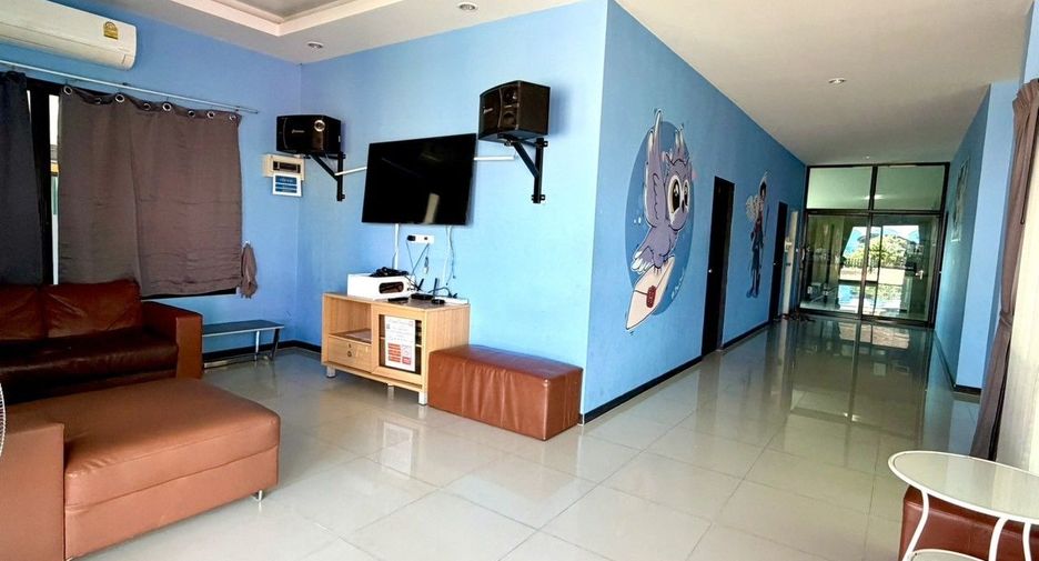 For sale 4 bedrooms villa in Cha Am, Phetchaburi