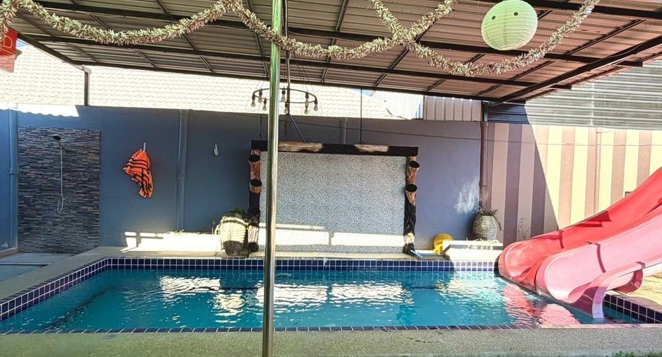For sale 4 bedrooms villa in Cha Am, Phetchaburi