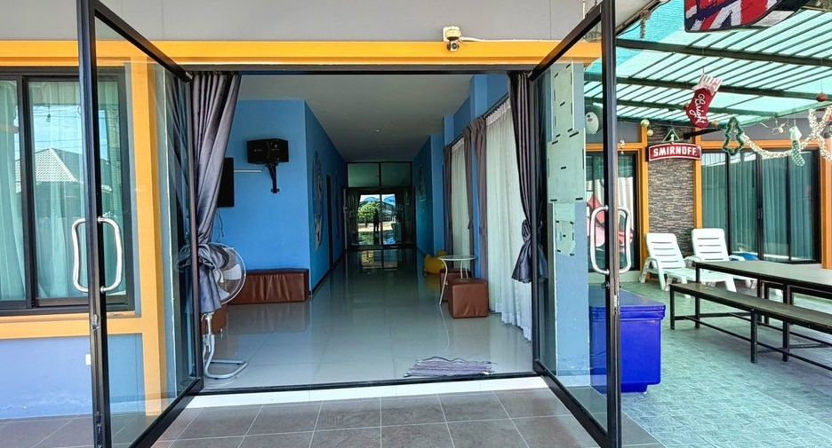 For sale 4 bedrooms villa in Cha Am, Phetchaburi