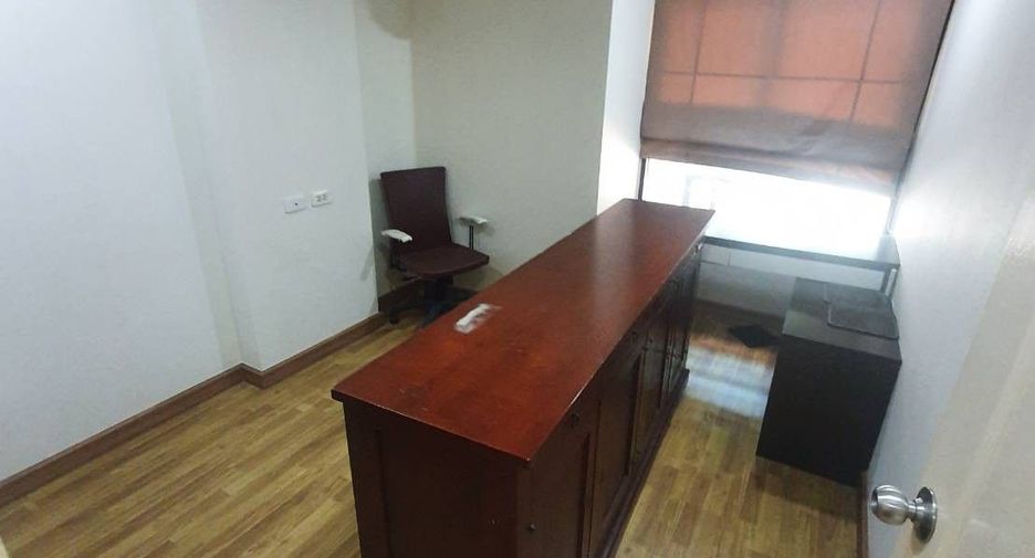 For sale 3 bedrooms condo in Bueng Kum, Bangkok