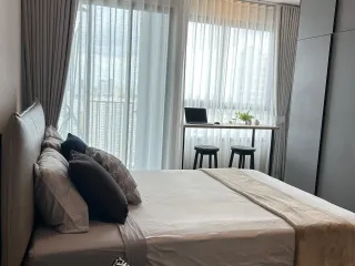 Wohnung zur Miete mit Studio in Khlong Toei, Bangkok