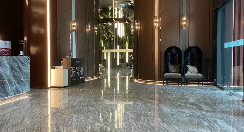 For sale 2 bedrooms condo in Huai Khwang, Bangkok