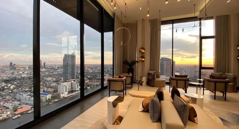 For rent 2 bedrooms condo in Khlong San, Bangkok