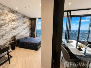 For rent 2 bedrooms condo in Khlong San, Bangkok