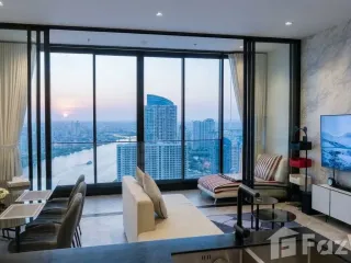For rent 2 bedrooms condo in Khlong San, Bangkok