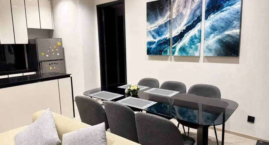 For rent 2 bedrooms condo in Khlong San, Bangkok