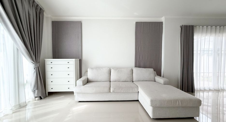 For sale 3 bedrooms house in Mueang Phuket, Phuket