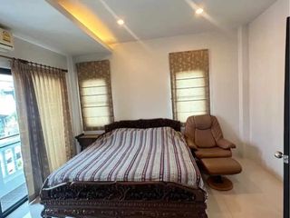 For rent 3 bedrooms townhouse in Mueang Phuket, Phuket