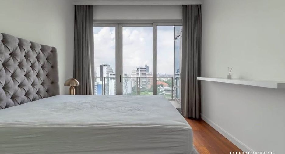 Wohnung zur Miete mit 2 Zimmer in Pathum Wan, Bangkok