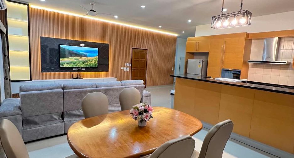 Haus zur Miete mit 3 Zimmer in Bang Lamung, Chonburi
