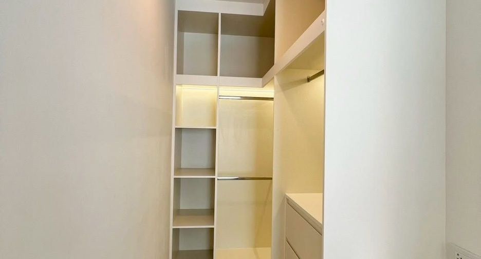 For rent 1 bed condo in Bang Na, Bangkok