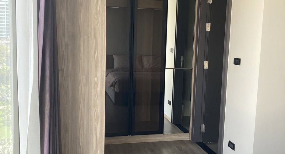 For rent 3 ベッドルーム condo in Phaya Thai, Bangkok