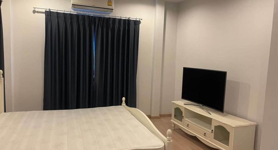 For rent 3 bedrooms house in Bang Lamung, Chonburi