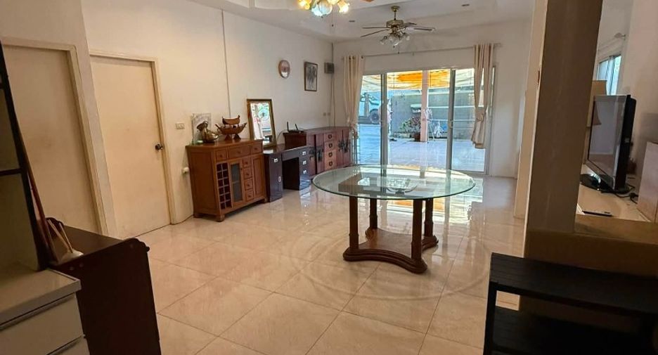 For rent 3 ベッドルーム house in Bang Lamung, Chonburi