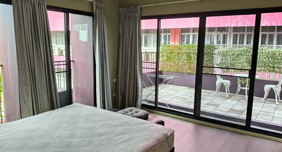 Wohnung zur Miete mit 1 Zimmer in Khlong Toei, Bangkok
