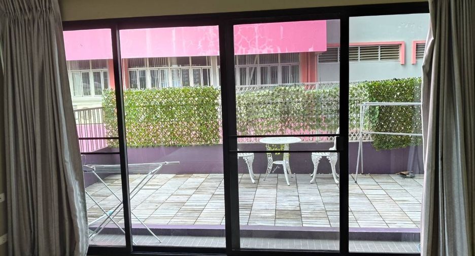 Wohnung zur Miete mit 1 Zimmer in Khlong Toei, Bangkok